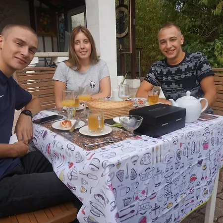 Le Beausejour Pensión *